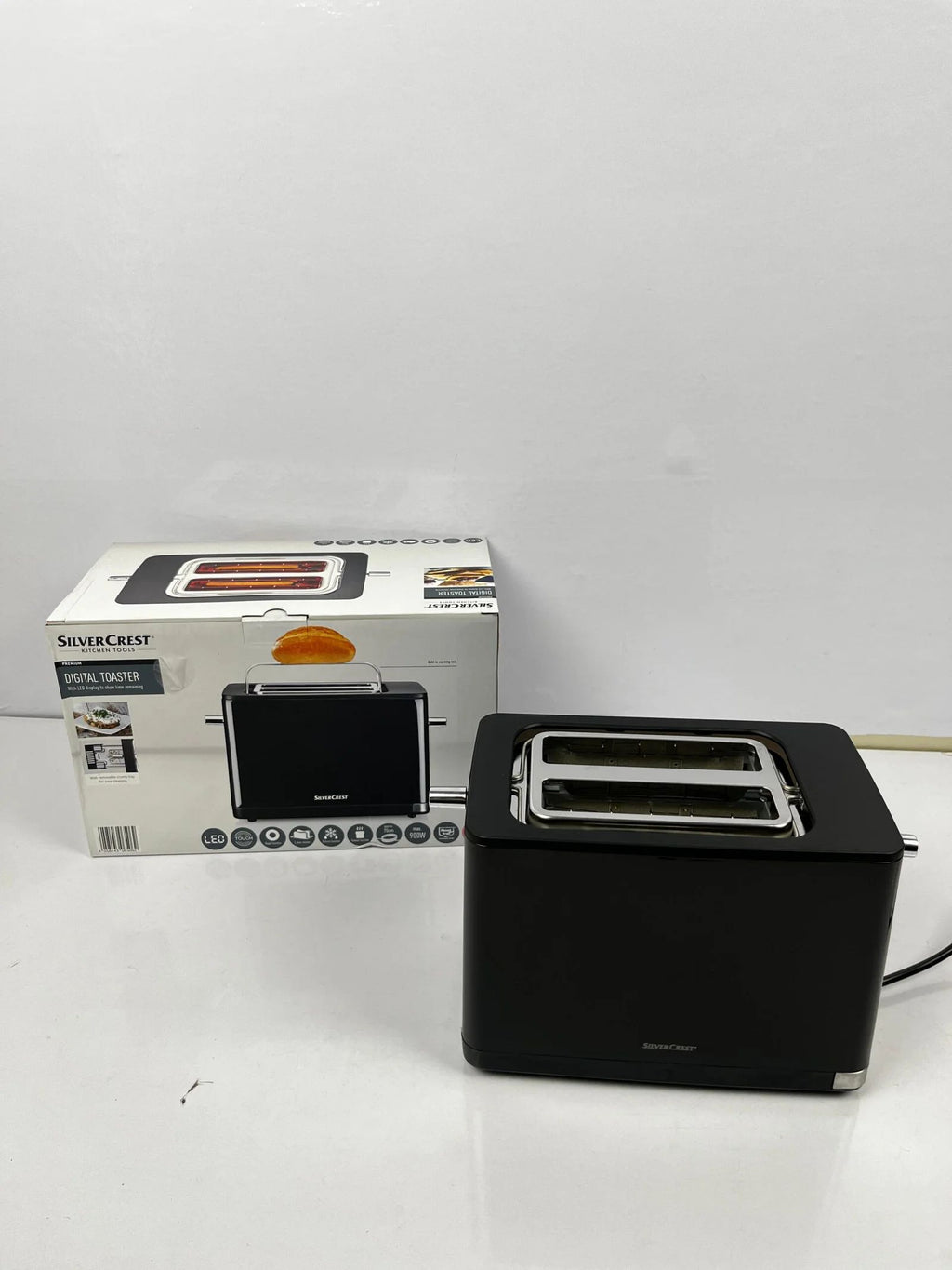 SilverCrest Premium Digital Toaster 900W with LED Display